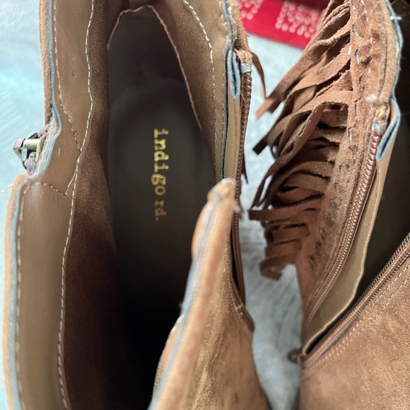 Fringed suede boots - Picture 7 of 7